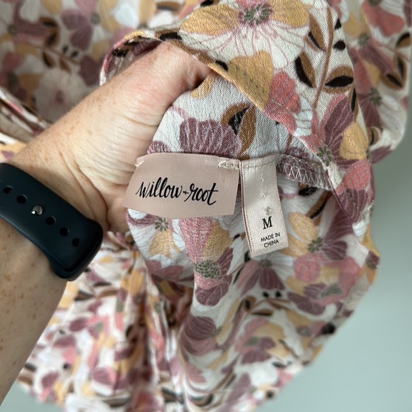 Willow + Root Twisted Open Back Top Versatile Floral Print Medium Multi Color - Picture 11 of 15